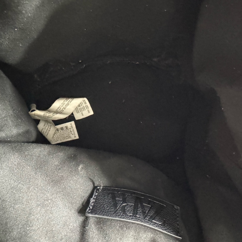 Zara Women’s Stylish Black Backpack with Phone case - Picture 6 of 9